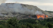 Под Новороссийском на горе Щелба снова полыхает мусорный полигон