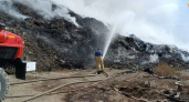 Под Новороссийском уже третьи сутки ведутся работы по ликвидации пожара на мусорном полигоне