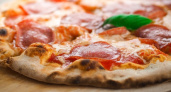 Попробуйте сделать пиццу Пепперони по этому рецепту: получится вкуснее, чем в ресторане