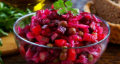 «Сырой» винегрет за 15 минут: попробуйте новый вкус привычного блюда 