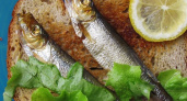 Пальчики оближете: вот что нужно добавить в бутерброды со шпротами — обалдеете от результата