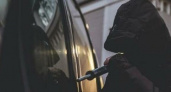 Новороссиец обчистил два авто, а после - угнал третье для перевозки украденного