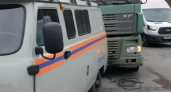"Дальнобойщики уже не те, что раньше": в Новороссийске помогать водителю фуры пришлось спасателям