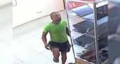 Кража ноутбуков из ломбарда в Новороссийске попала на видео: преступников разыскивает полиция