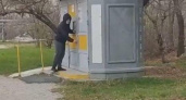 Воды - не было, ключи - для маршрутчиков: власти Новороссийска объяснили причину закрытого туалета в Пионерской роще