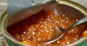 «Кошка даже есть не стала». Дешевую красную икру с запахом хлорки купила жительница Новороссийска в местном супермаркете