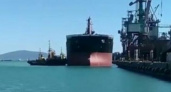«Парковка» зерновоза. В Сети появилось ускоренное видео швартовки балкера в Новороссийске