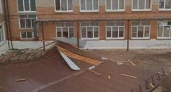 На Кубани ураганный ветер оставил школу без крыши