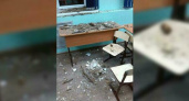 В новороссийской школе обрушилось межэтажное перекрытие: в кабинете упала часть потолка