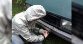 В Новороссийске мужчина воровал госномера с автомобилей и продавал их владельцам