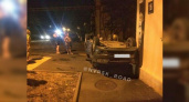 В Новороссийске в результате ДТП авто перевернулось на крышу и врезалось  в дом