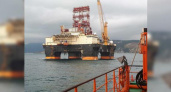 Буровая установка для разведки нефти прибыла под Новороссийск: в соцcетях появились первые фотографии