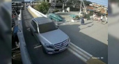 В Кабардинке водитель «Мерседеса» решил прокатить по набережной курортного поселка