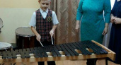 Три учреждения допобразования в Новороссийске получили в подарок ксилофоны