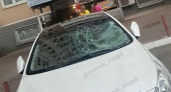 Выброшенный с окна новороссийской 16-этажки мусорный пакет разбил лобовое стекло авто