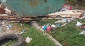 «Вонь и срач!»: жители Новороссийска жалуются на переполненные мусорные контейнеры