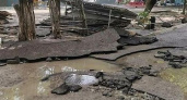 Асфальт вырван, а в подвалах стоит вода: жители Новороссийска рассказали о проблемах после потопа