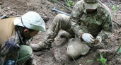 Личные вещи и оружие: поисковики организовали выставку экспонатов времен войны, найденных в окрестностях Новороссийска