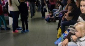 Жителям Новороссийска приходится отстаивать очереди в детских поликлиниках, чтобы сдать анализы для детского сада