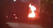 Ночью в Новороссийске сгорел автомобиль. Видео происшествия