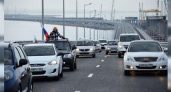 Сегодня открыли движение по Крымскому мосту: за первый час проехало больше тысячи транспортных средств