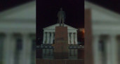В Новороссийске на памятнике Ленину написали «Путин»