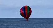 В Сочи воздушный шар с тремя туристами рухнул в море