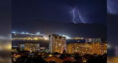 Зарево над горизонтом. Фото и видео вчерашней грозы в Новороссийске