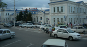  В Новороссийске таксистам запретили «бомбить» на вокзалах