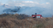 В Новороссийске произошло возгорание сухостоя: дым окутал район Цемдолины