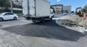 Тротуар подождет! Дорогу на Видова в Новороссийске заасфальтировали после ремонта теплотрассы, а до пешеходной зоны руки так и не дошли 