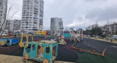 «В суровом городе – суровые игровые зоны»: новороссийцы просят отремонтировать детскую площадку «Старую крепость» 