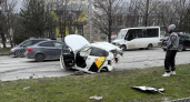 Такси разорвало на две части: жуткое ДТП произошло в центре Новороссийска 