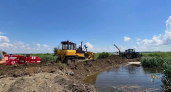 Дамбу на Кубани прорвало на 90 метров: вода зашла в дома, подтоплено 4,3 тысячи гектаров полей в Крымском районе