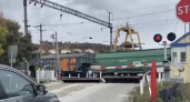Под Новороссийском из-за ремонта железнодорожного переезда организуют реверсивное движение 