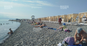 Людей мало, вода – кристальная: НАША подготовила обзор пляжа «Суджукская коса» в Новороссийске 