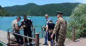 Патрули, протоколы, опашка и шлагбаумы: Новороссийск усилил пожарную безопасность до первых искр 