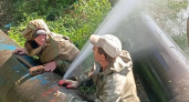 Воду ждать не стоит? В Новороссийске из трубы магистрального водопровода бьет фонтан 