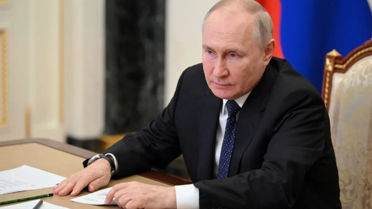 Владимир Путин: задержка с индексацией тарифов ЖКХ и ремонтом жилья приведет к коллапсу 