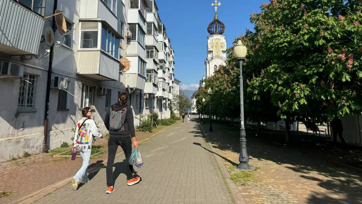 Туристический поток в Новороссийск набирает обороты: бронирования на весну обновили рекорд