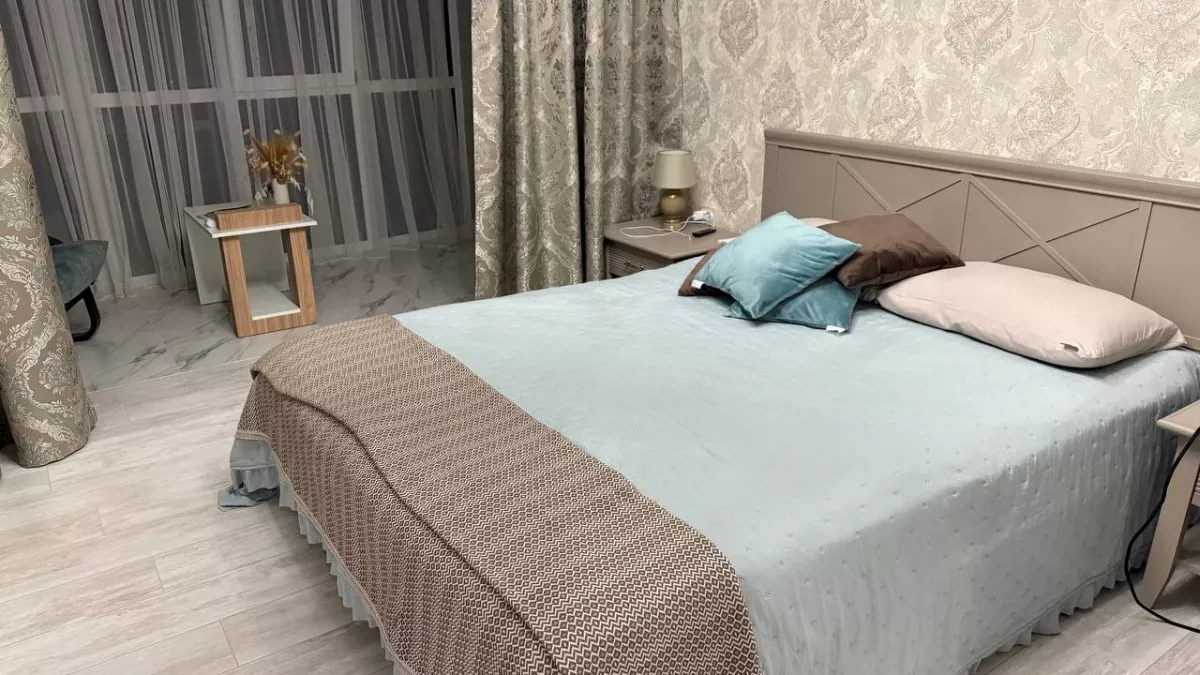 Треть жизни в грязи: врачи назвали важное цифры, когда постельное белье становится опасным