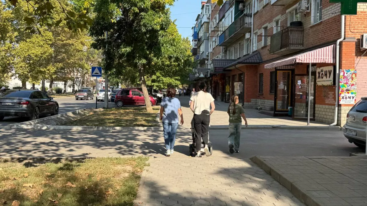 После рекордного тепла в Россию вернутся морозы: синоптики раскрыли даты похолодания