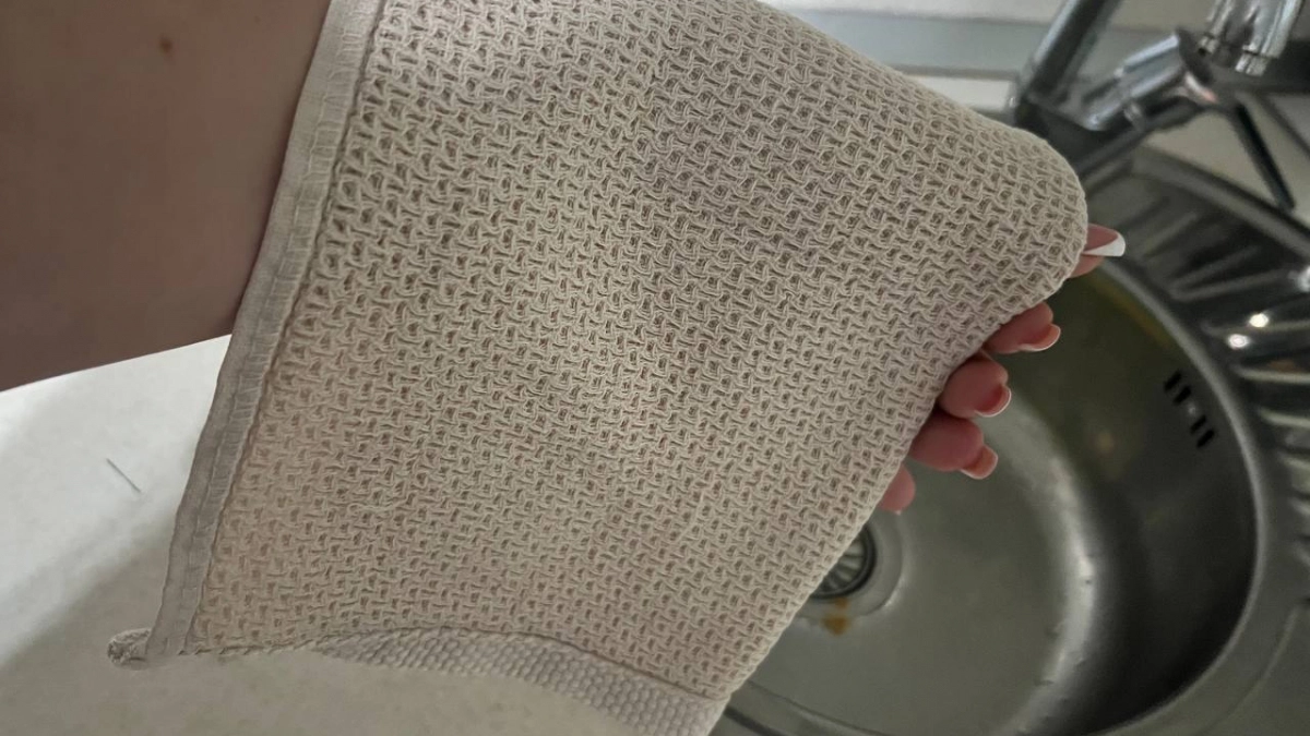 1 лайфхак перед стиркой — кухонные полотенца белее облаков: существенно экономлю и никакой возни  