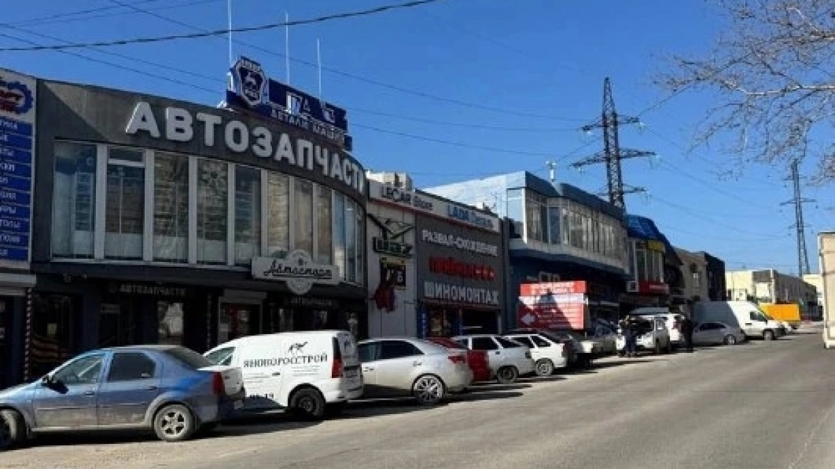 Автосервисы на Волгоградской оказались вне закона: новороссийские предприниматели бьются за свой бизнес, созданный 20 лет назад 