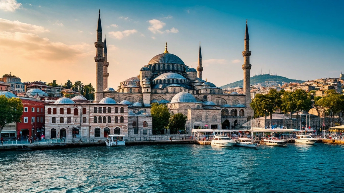 Цены на отдых в Турции рухнули: отельеры в панике, туристы в выигрыше