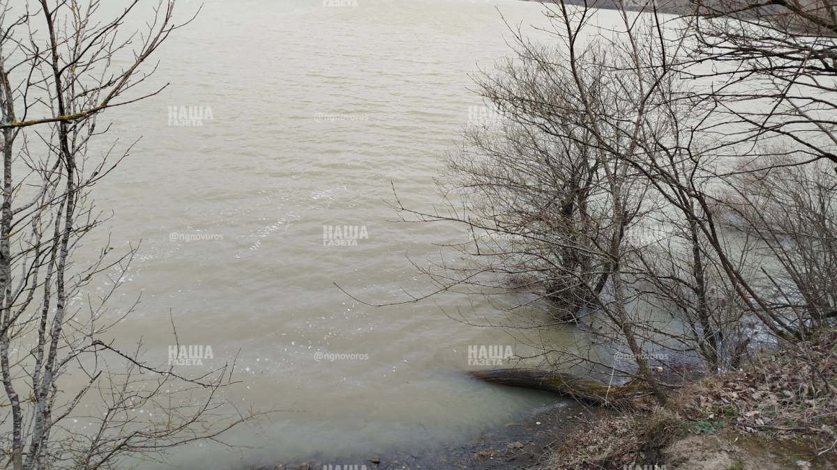 Неберджаевское водохранилище под Новороссийском полное «до краев», а в кранах горожан по-прежнему сухо