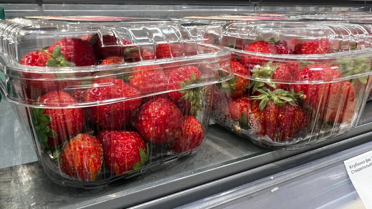 Весенний секрет: как одной горстью превратить клубнику в сахарную вату