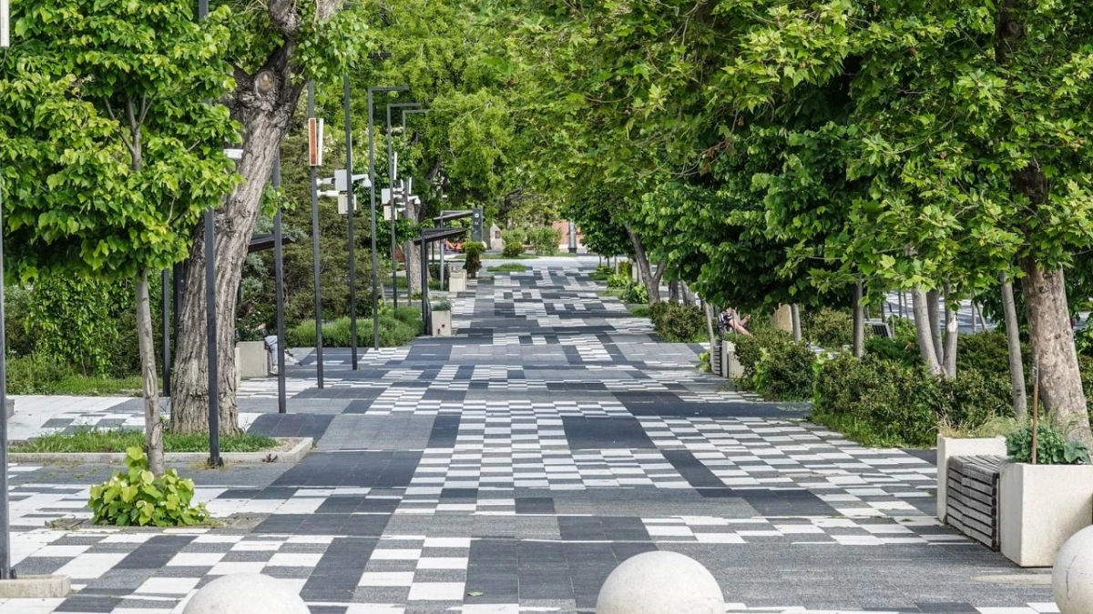 Почти 10 миллионов рублей из бюджета Новороссийска уйдет на восстановление электроснабжения в парке Фрунзе