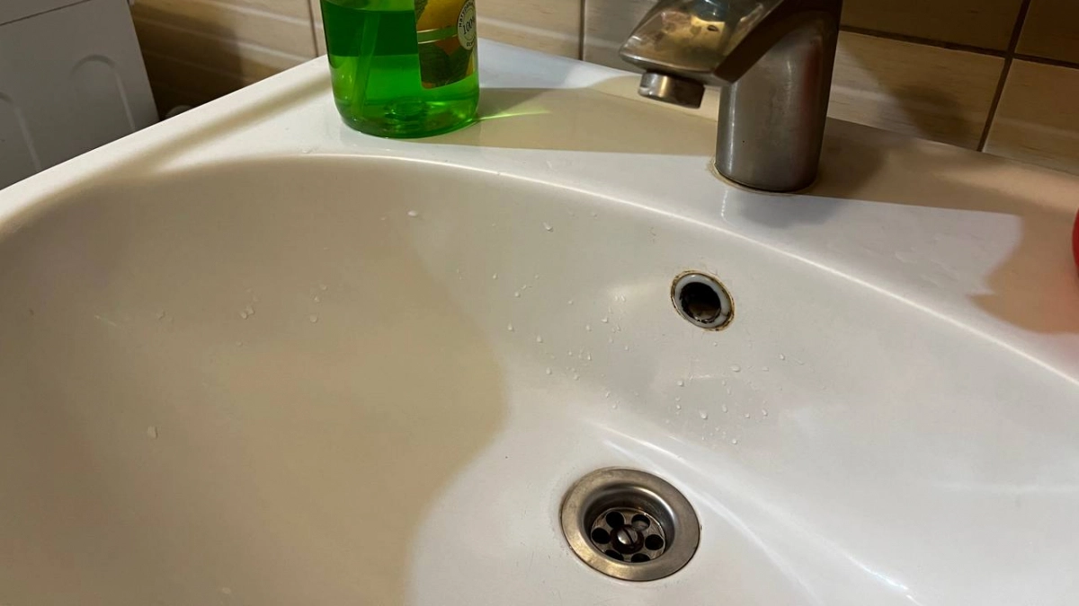 Не пейте, а используйте с умом: как две таблетки из аптечки решают три домашние катастрофы