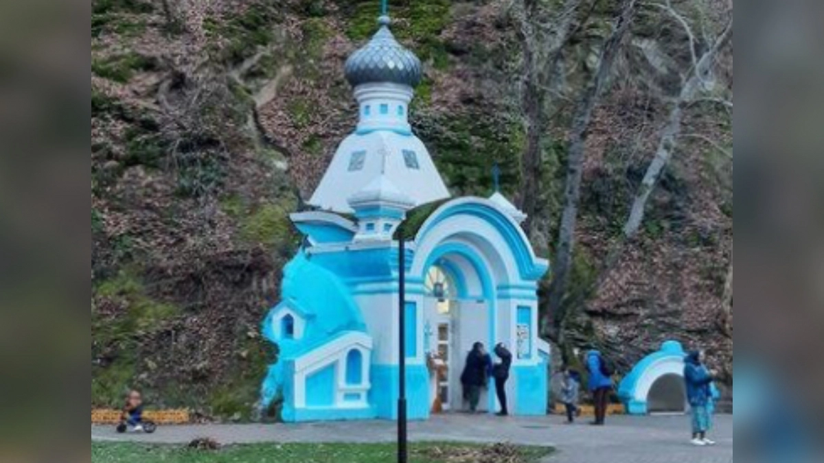 Селфи ценой в здоровье: на Кубани две школьницы сорвались со скалы